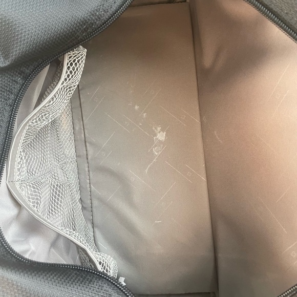 Samsonite Duffle Bag - Picture 4 of 4